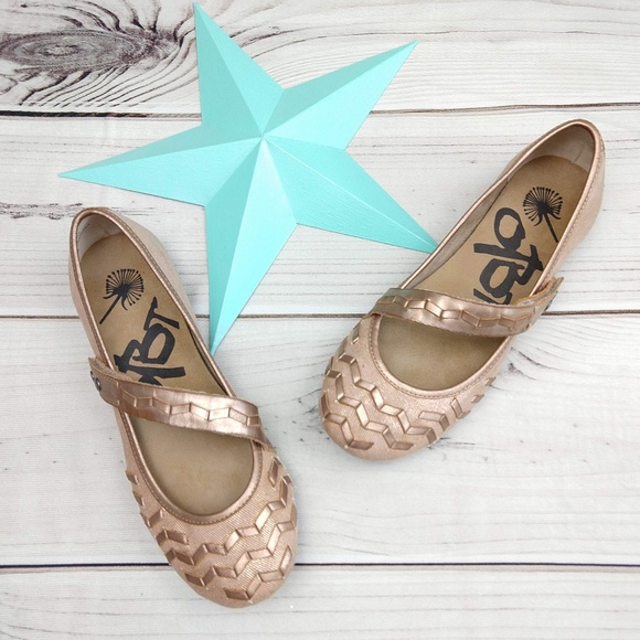 OTBT Shoes - OTBT "Patrol" 8.5 Rose Gold Mary Janes